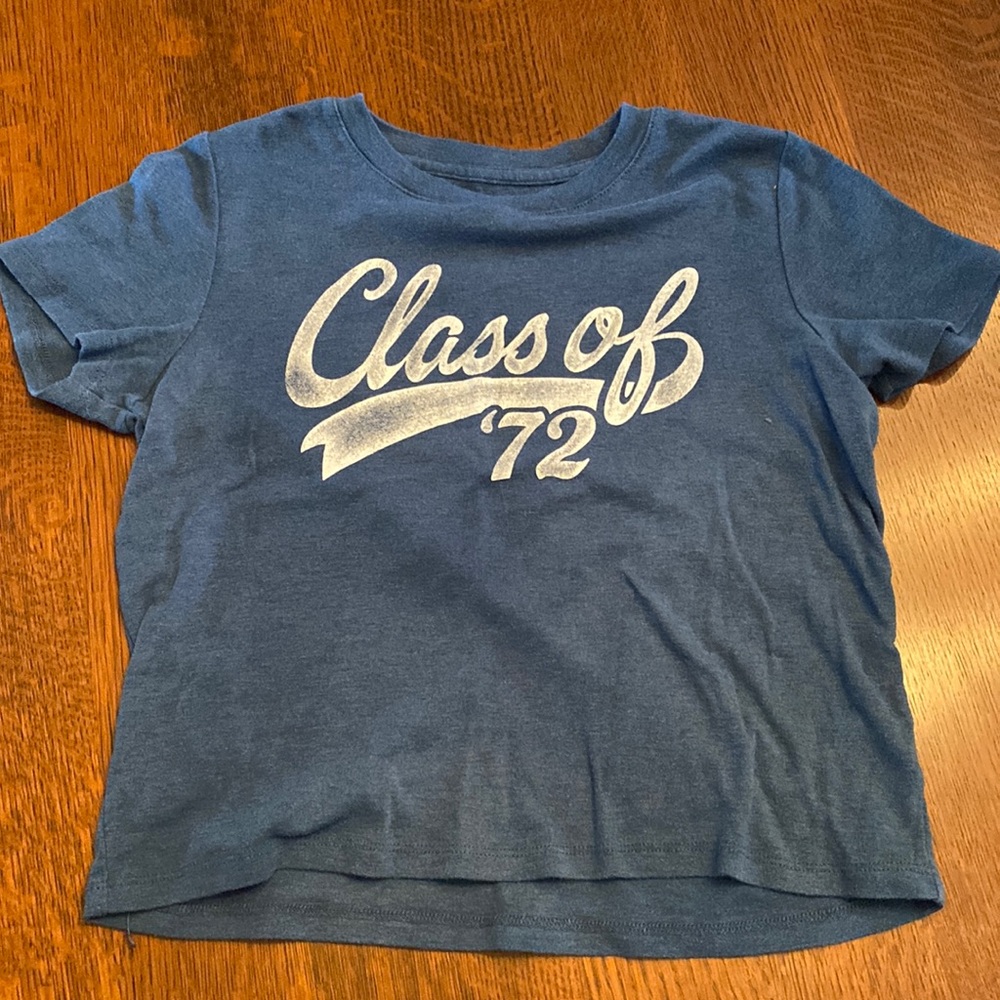 cropped graphic tee